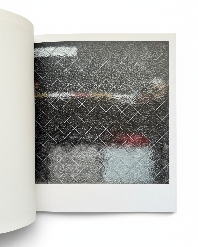 Yoshiyuki Okuyama/xx✳︎✳︎/windows 奥山由之 – VOOK